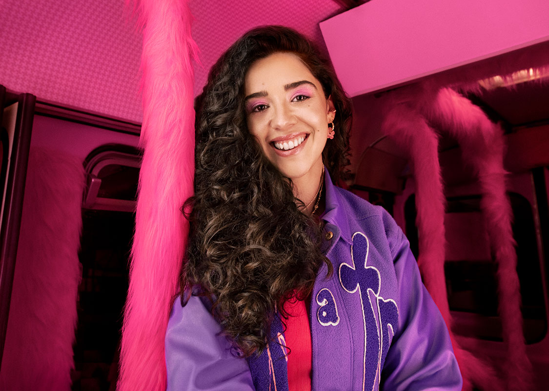 Model met getextureerd haar - Les Secrets de Loly 